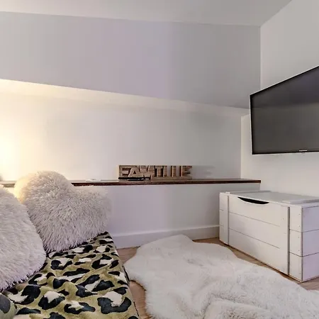 Duplex Renovated For 8 People